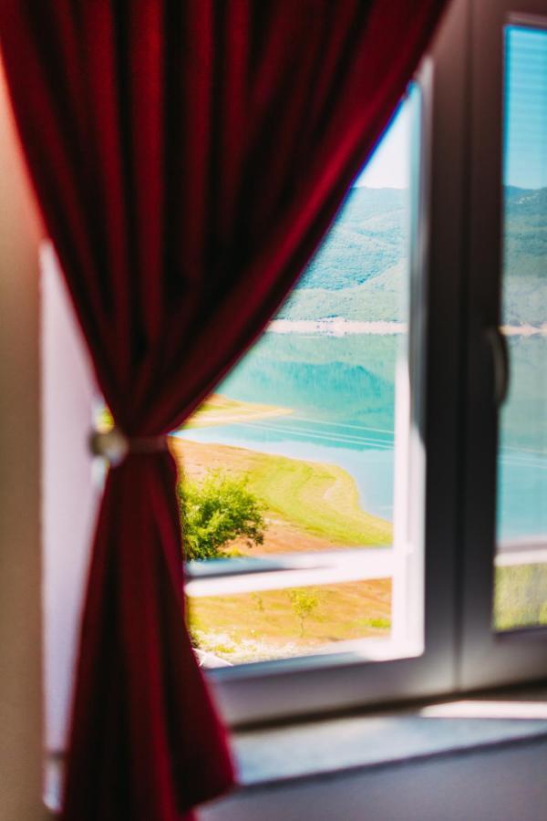 Apartmani Markesic Ramsko Jezero Prozor Exteriér fotografie