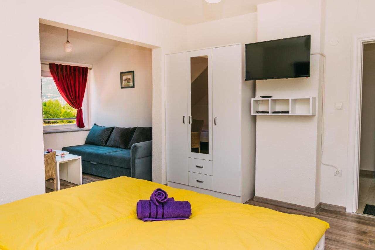 Apartmani Markesic Ramsko Jezero Prozor Exteriér fotografie