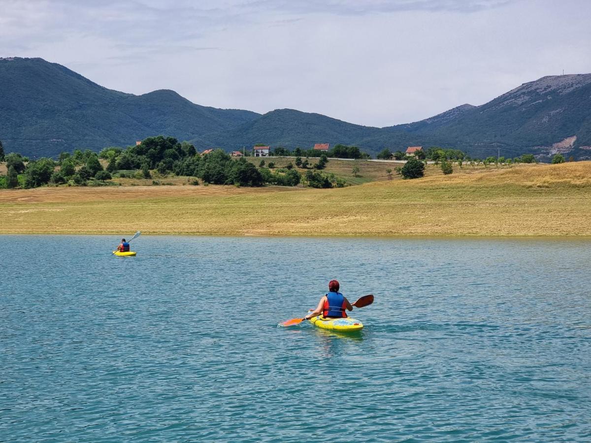 Apartmani Markesic Ramsko Jezero Prozor Exteriér fotografie